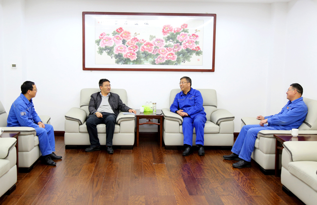  新安縣縣委常委、宣傳部部長王宜陽到萬基控股集團調(diào)研