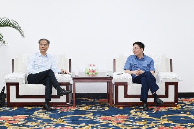 中原證券股份有限公司黨委副書記、總經(jīng)理李昭欣一行到萬基控股集團(tuán)調(diào)研