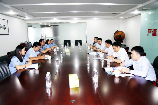 興業(yè)證券總經(jīng)理吳胤俊一行到萬基控股集團調(diào)研