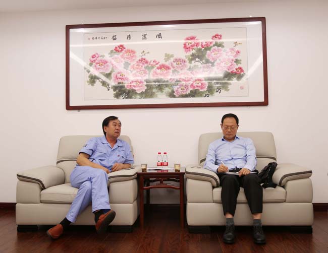 中國(guó)機(jī)械工業(yè)集團(tuán)河南分公司黨委書記、總經(jīng)理郭春陽(yáng)一行到公司交流訪談